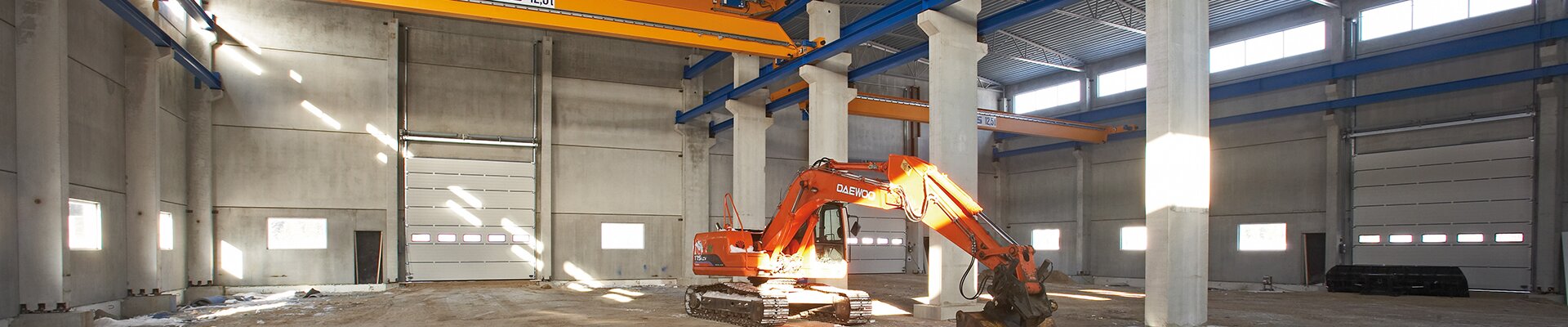 ABUS dubbelliggerloopkraan ZLK met een draagvermogen van 20 ton en een enkelliggerloopkraan ELK met een draagvermogen van 12,5 ton bij het bedrijf Örs Cementgjuteri in Zweden