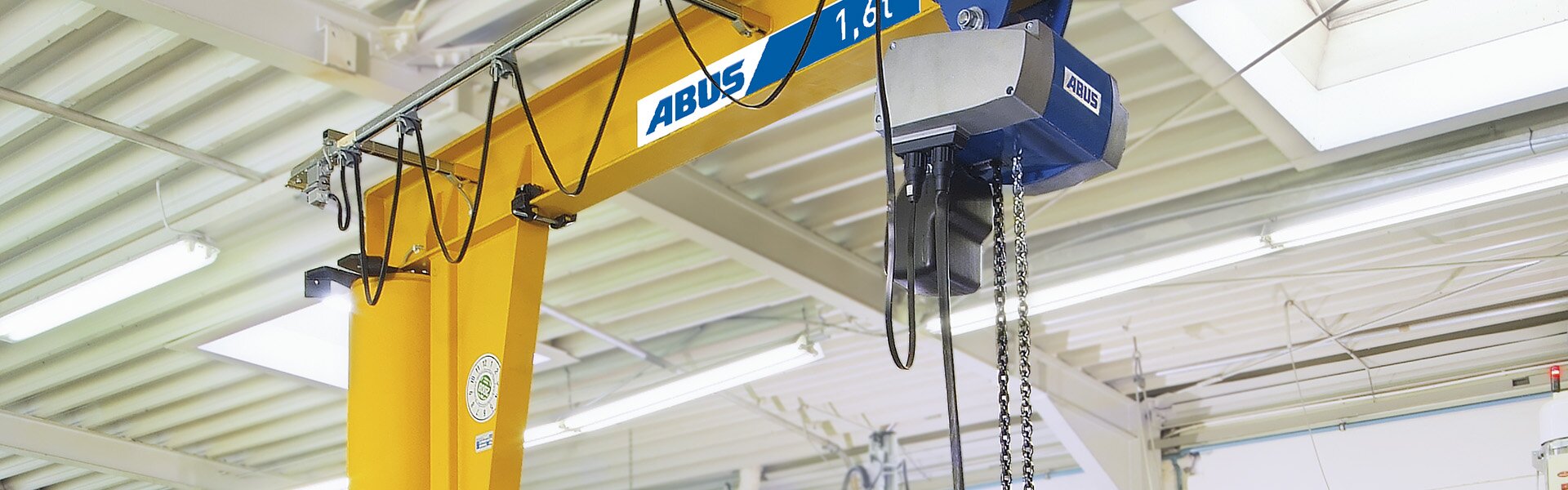 ABUS ABUSCompact GM6 kettingtakel op kolomzwenkkraan ABUS ABUSCompact GM6 kettingtakel op kolomzwenkkraan